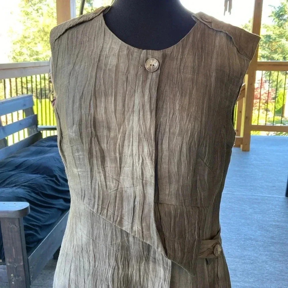 Simon Chang | Linen Blend Dress - Picture 3 of 8